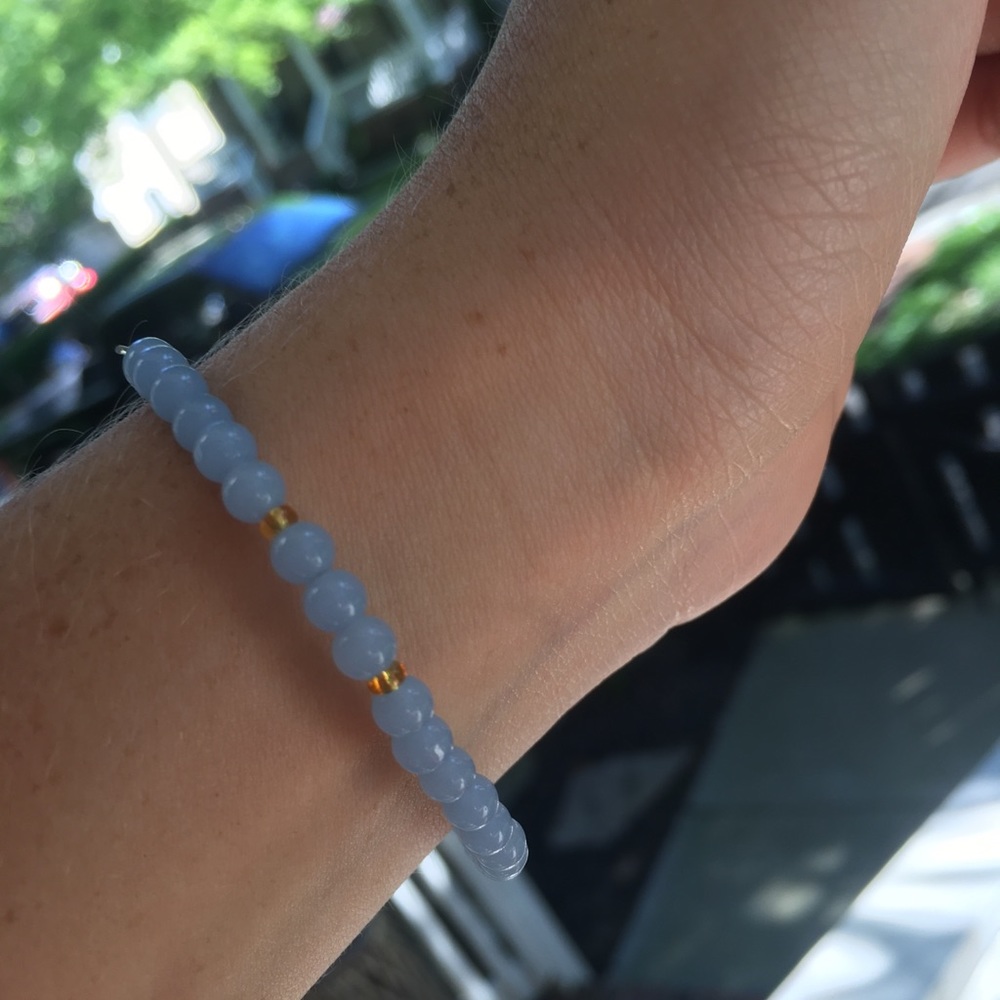 Periwinkle and gold cactus bracelet. - Picture 5 of 7